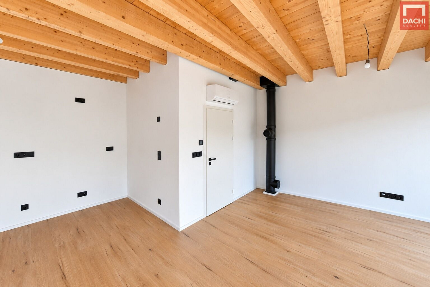 Prodej komerčního objektu (jiného typu) 85 m² – fotografie 5