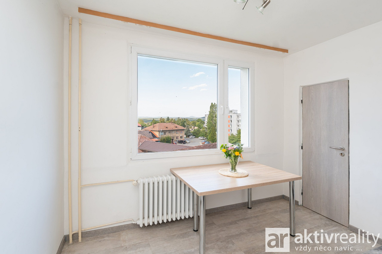 Pronájem bytu 2+1 57 m² – fotografie 4