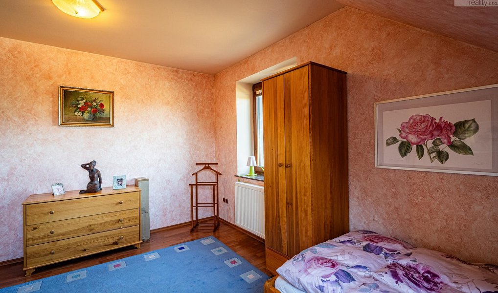 Prodej domu 372 m² s pozemkem 3 764 m², Lužice – náhled fotky 33