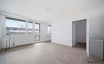 Pronájem bytu 1+kk 32 m²