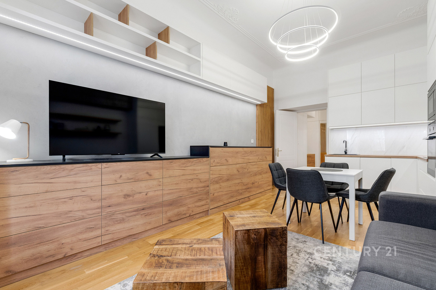 Pronájem bytu 1+kk 34 m²