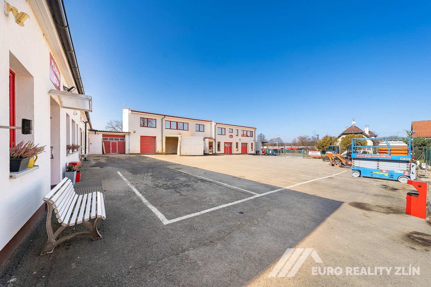 Prodej skladovacích prostor 643 m² – fotografie 3