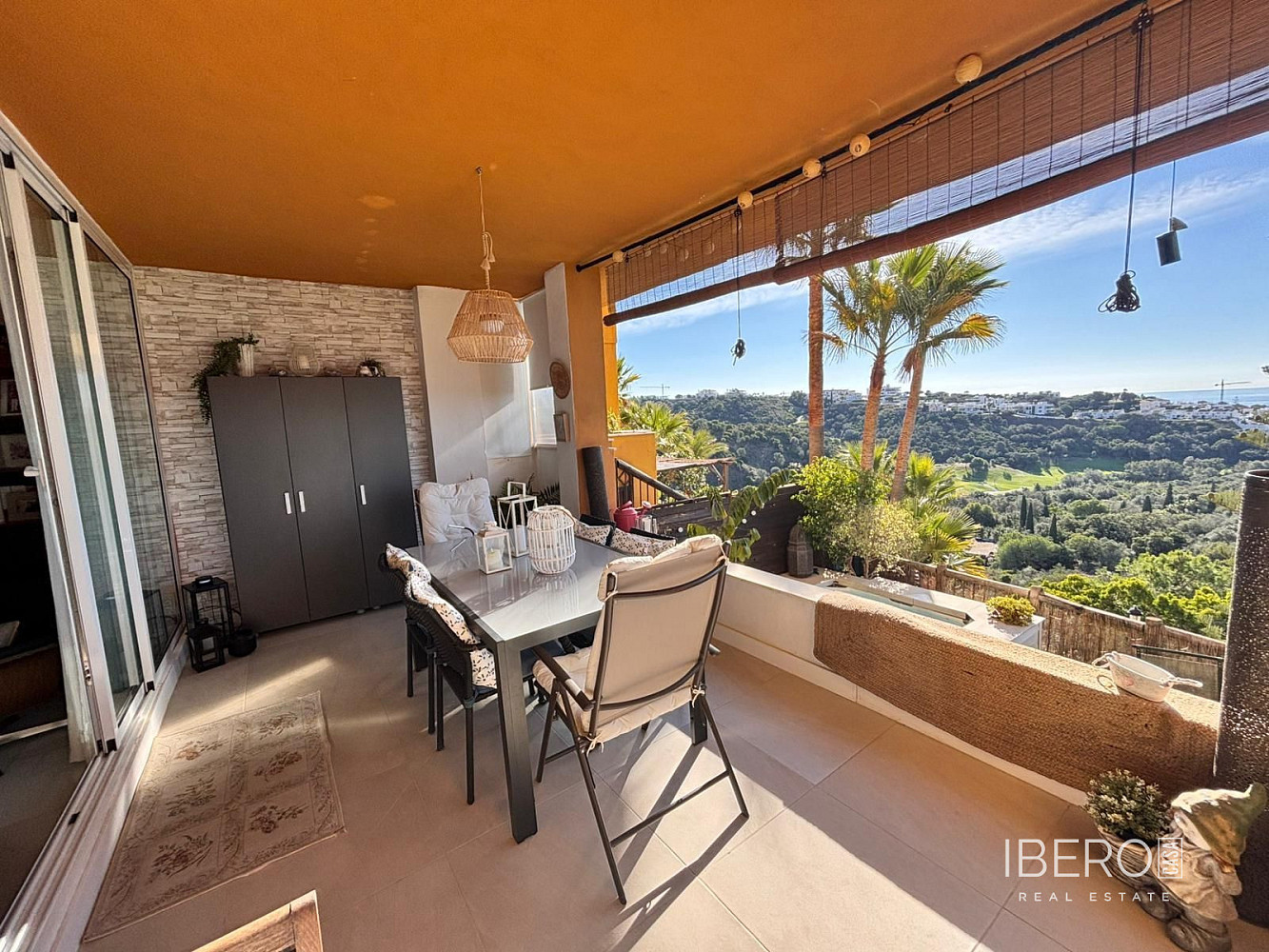 Piso 3+kk – Marbella, Urbanización Marbesa - Vista 3