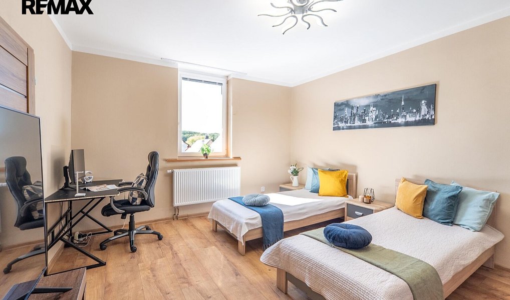 Prodej domu 200 m² s pozemkem 435 m², Kladno – náhled fotky 4