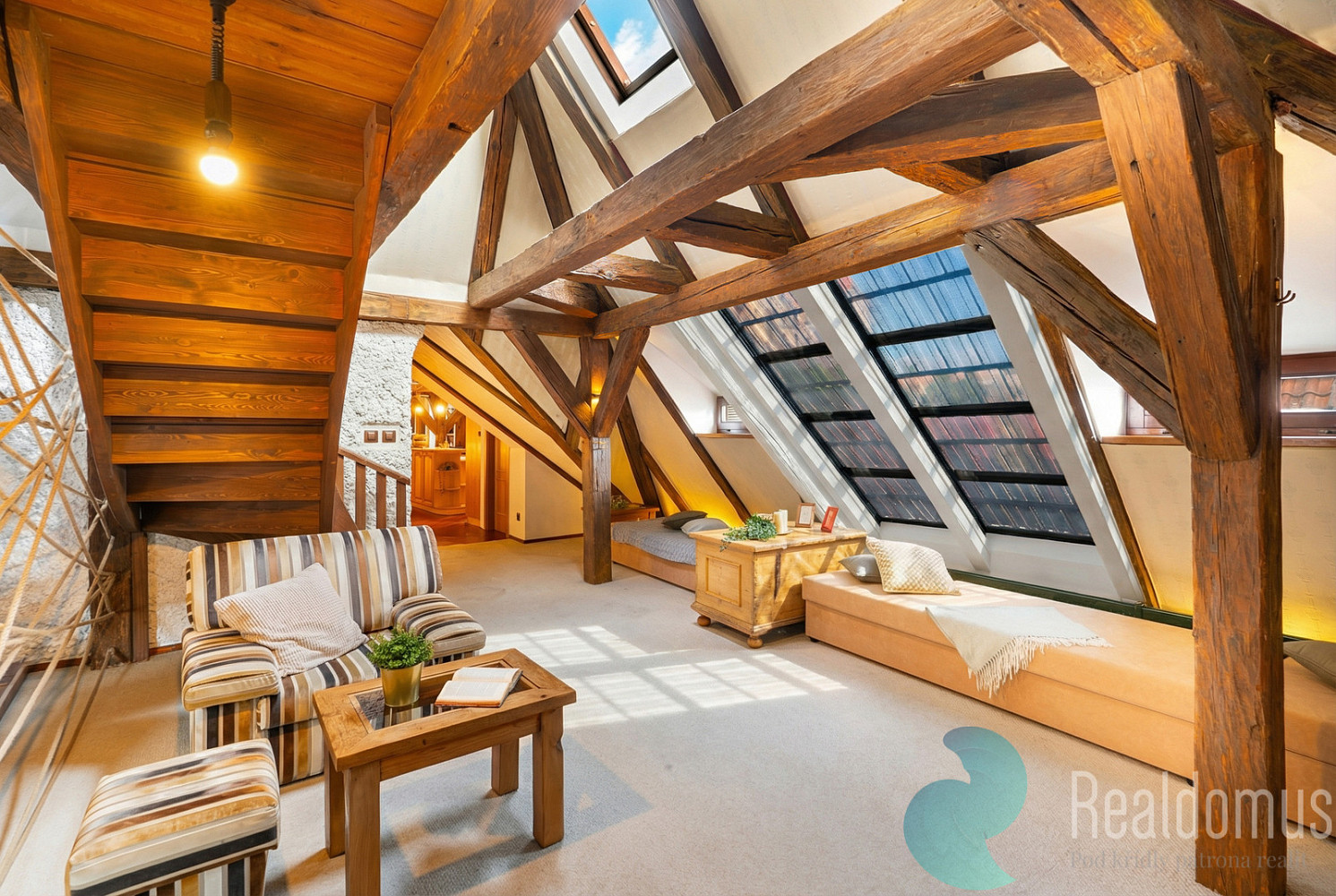 Prodej bytu atypického 270 m²