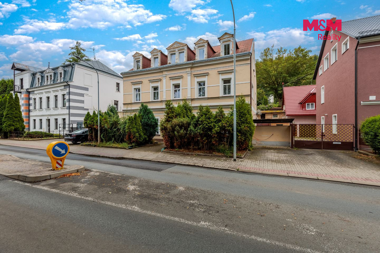 Prodej nájemního domu, činžáku 565 m²