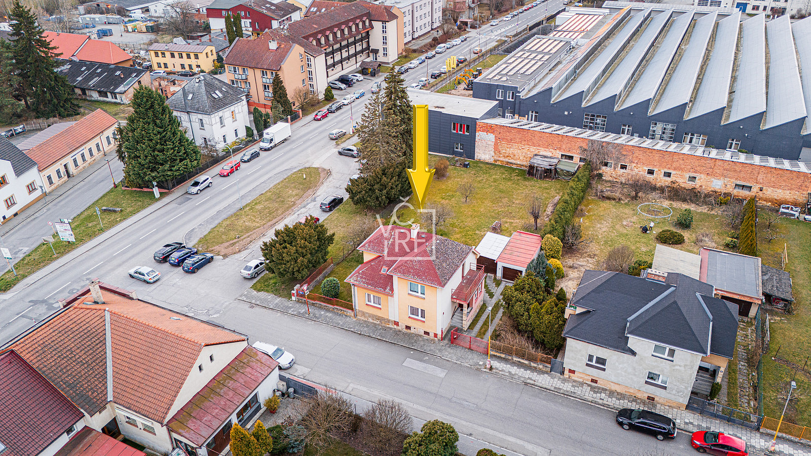 Prodej domu 200 m² s pozemkem 180 m² – fotografie 2