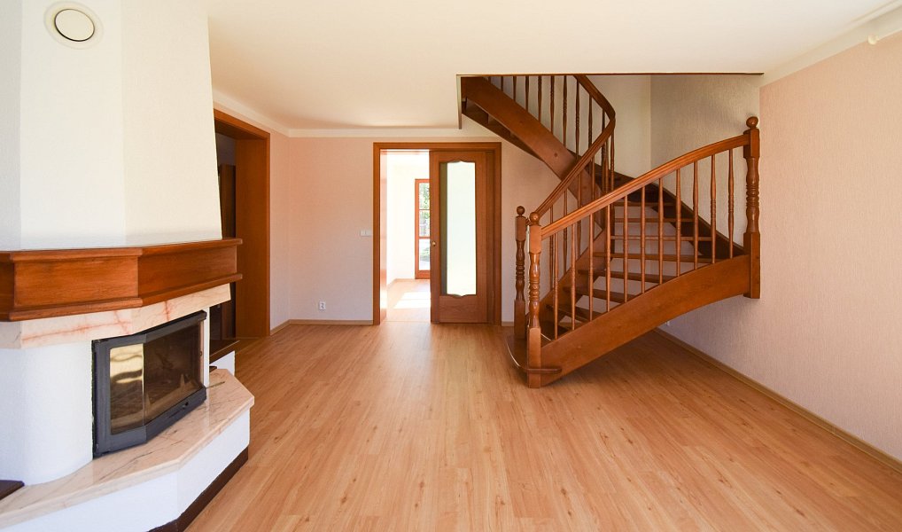 Pronájem domu 250 m² s pozemkem 775 m², Plzeň – náhled fotky 6