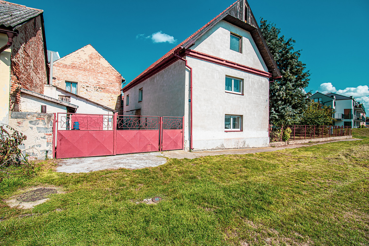 Prodej domu 280 m² s pozemkem 600 m²