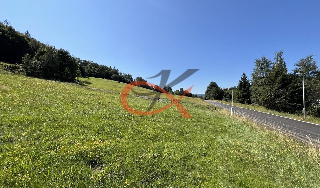 Prodej stavebního pozemku 1 066 m², Rožnov pod Radhoštěm – náhled fotky 3