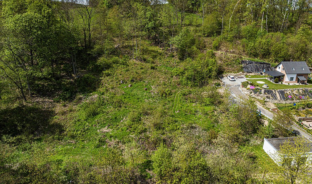 Prodej stavebního pozemku 1 218 m², Petrovice – náhled fotky 7