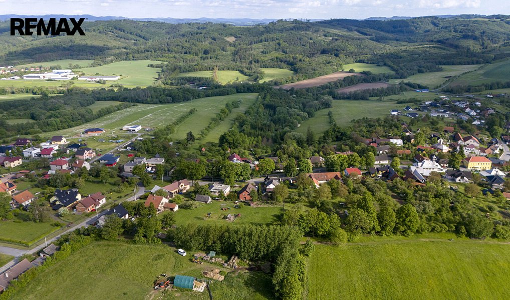 Prodej stavebního pozemku 966 m², Police – náhled fotky 16
