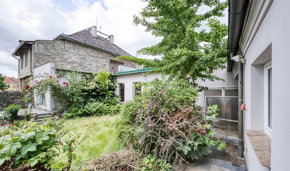 Prodej domu 660 m² s pozemkem 784 m², Bechyně – náhled fotky 17