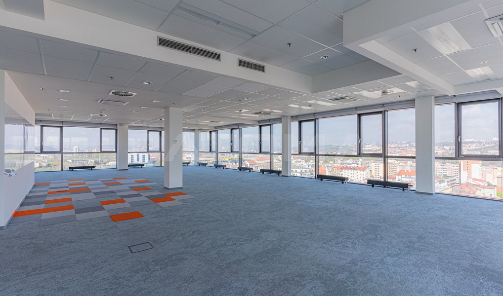 Pronájem kanceláře 645 m², Praha – náhled fotky 2