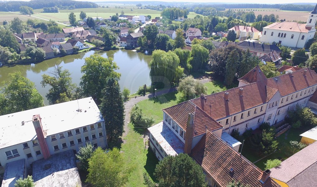 Prodej obchodních prostor 2 355 m², Veselíčko – náhled fotky 7