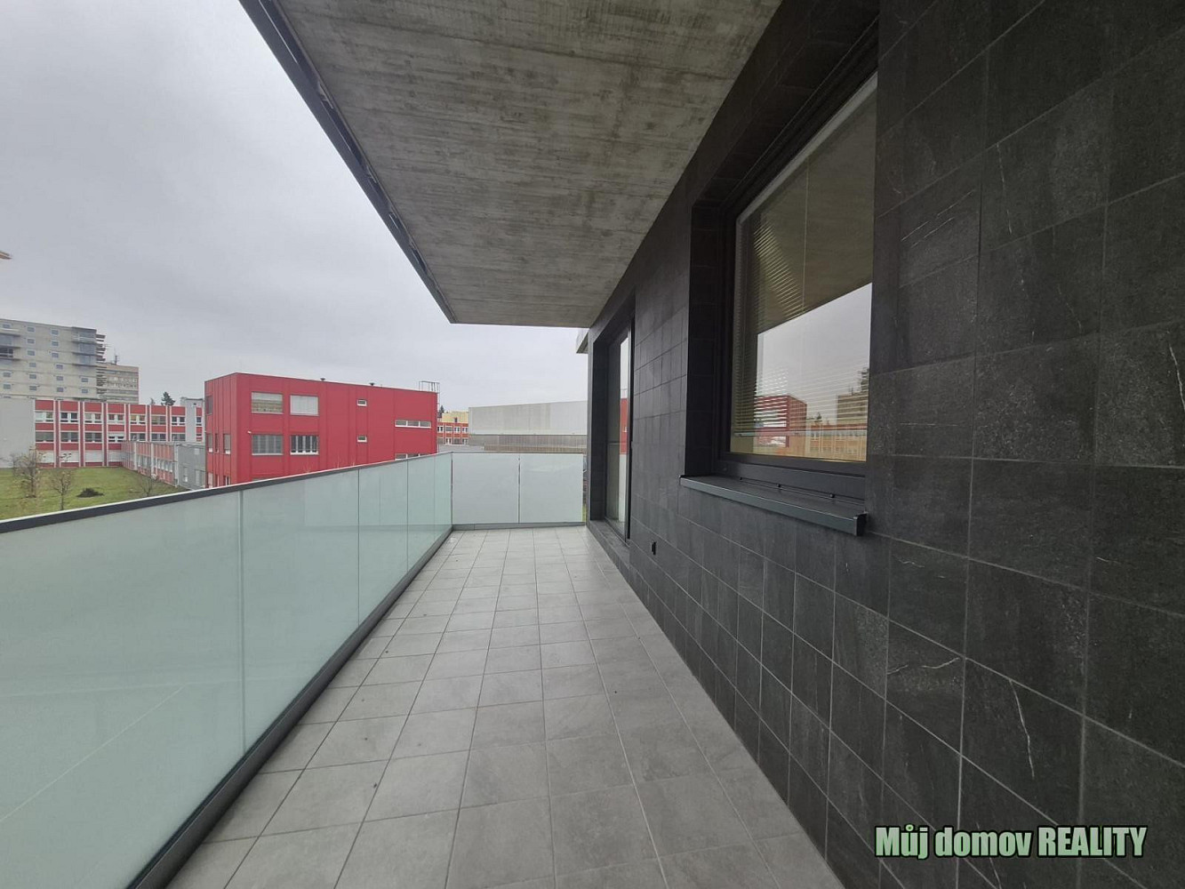 Pronájem bytu 3+kk 83 m² — photo 2