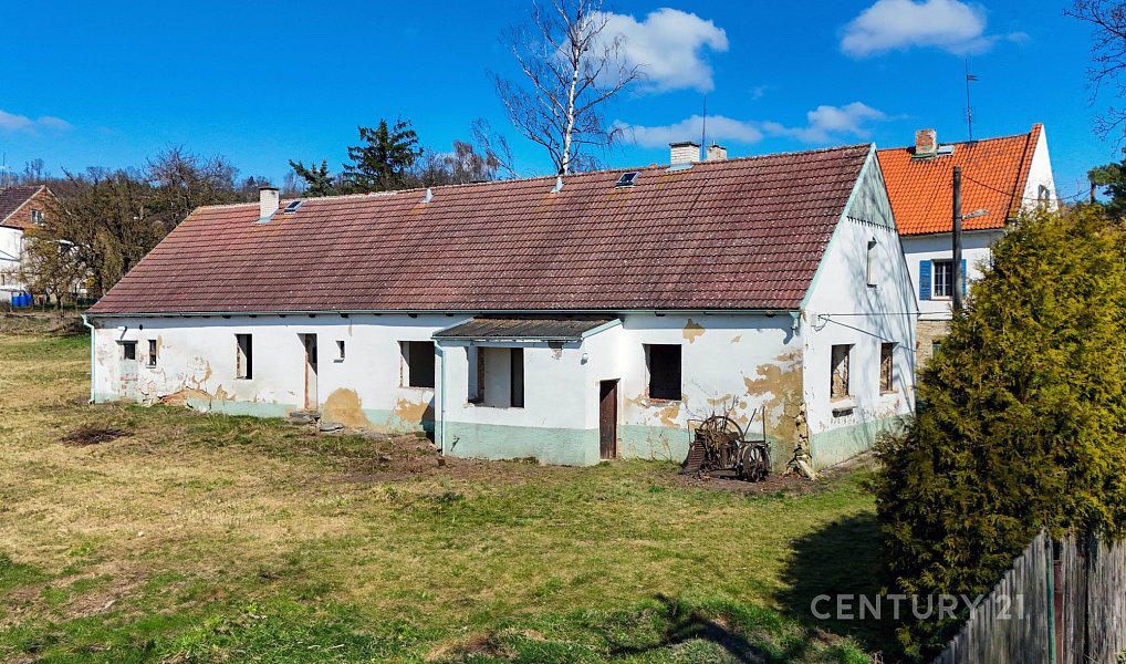 Prodej domu 200 m² s pozemkem 4 082 m², Hředle – náhled fotky 4
