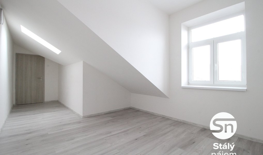 Pronájem bytu 3+kk 78 m², Milovice – náhled fotky 6