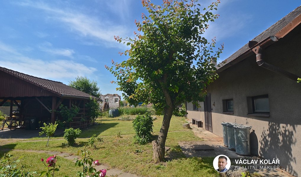 Prodej domu 196 m² s pozemkem 805 m², Stěžery – náhled fotky 10