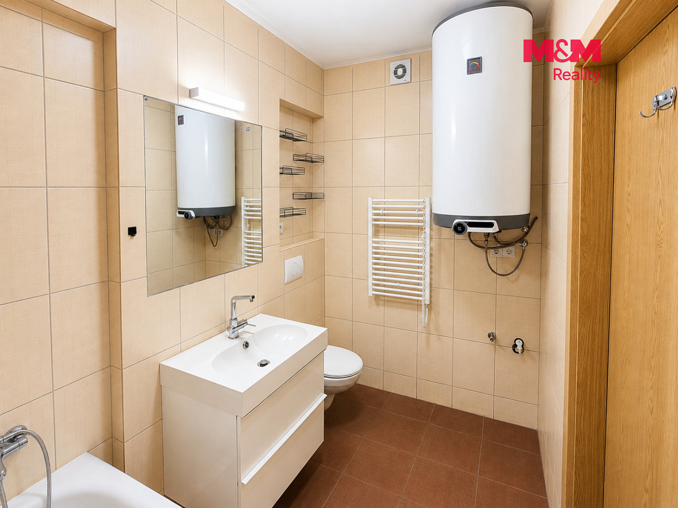 Pronájem bytu 2+kk 45 m² – fotografie 4