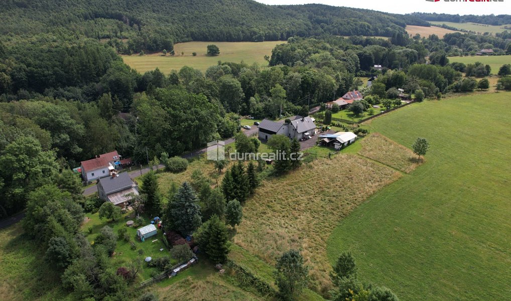 Prodej stavebního pozemku 4 227 m², Libouchec – náhled fotky 5