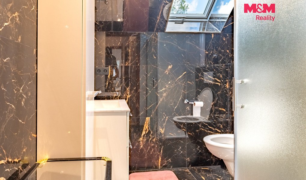 Prodej domu 187 m² s pozemkem 1 270 m², Svatá Maří – náhled fotky 13