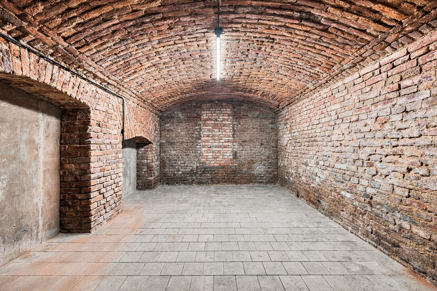 Pronájem komerčního objektu (jiného typu) 26 m² – fotografie 2