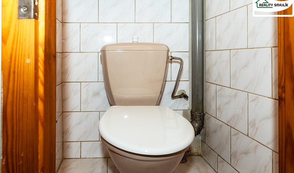 Prodej domu 180 m² s pozemkem 1 487 m², Skalná – náhled fotky 21