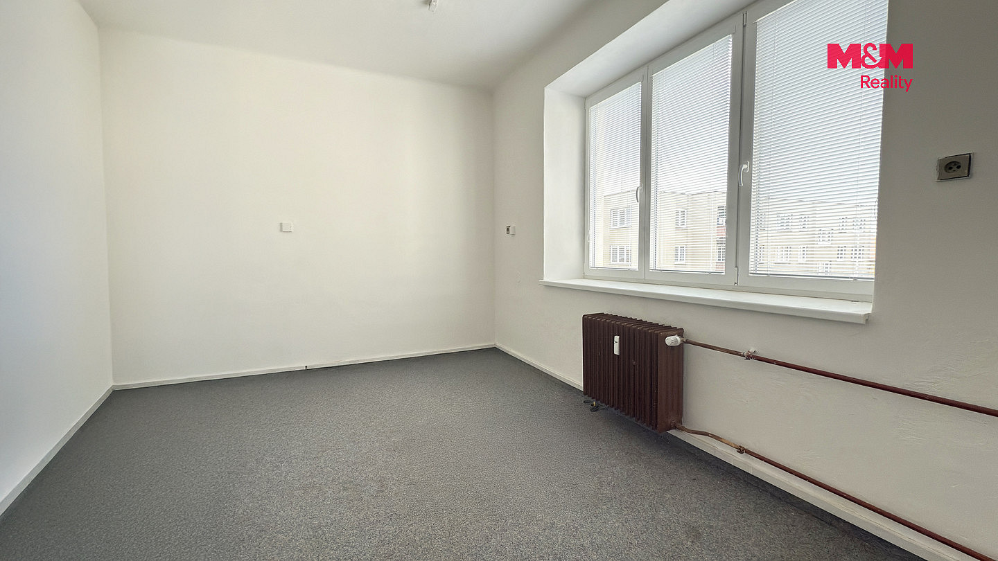 Pronájem kanceláře 63 m² – fotografie 2