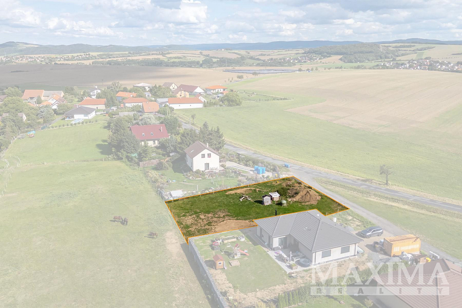 Prodej stavebního pozemku 1 000 m² – fotografie 2