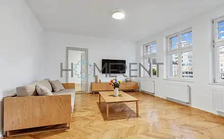 Pronájem bytu 3+1 107 m², nám. Soukenné, Liberec - Liberec III-Jeřáb