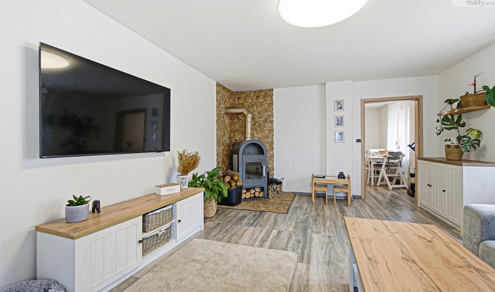 Prodej domu 105 m² s pozemkem 253 m², Dubí – náhled fotky 9