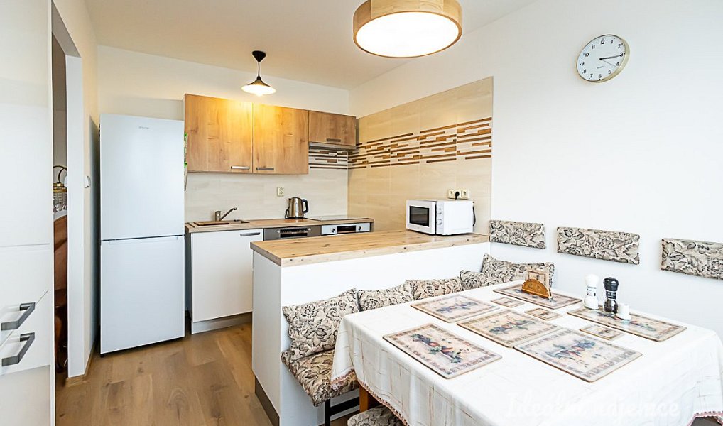Pronájem bytu 3+1 92 m², Praha – náhled fotky 11
