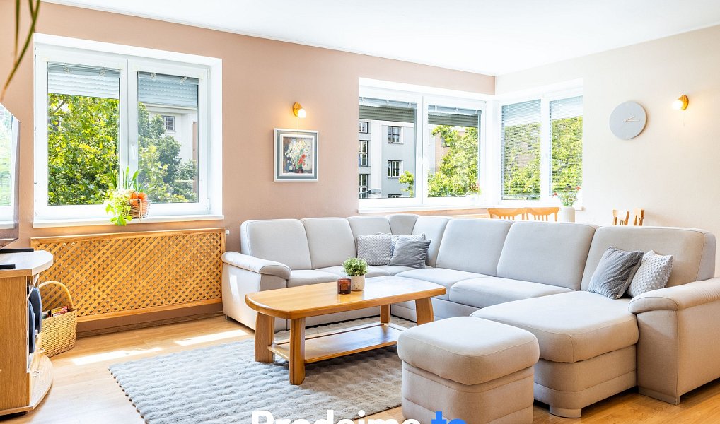 Prodej bytu 4+kk 110 m², Znojmo – náhled fotky 2