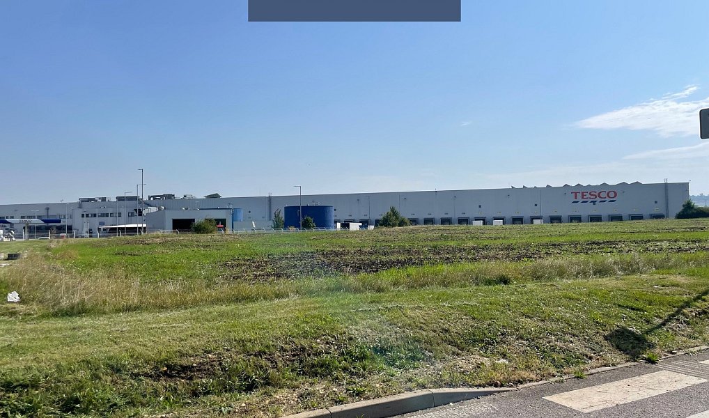 Prodej komerčního pozemku 12 962 m², Postřižín – náhled fotky 2