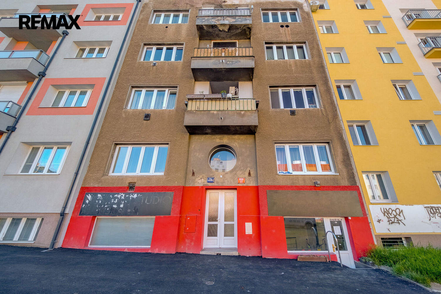 Pronájem obchodních prostor 151 m² – fotografie 3