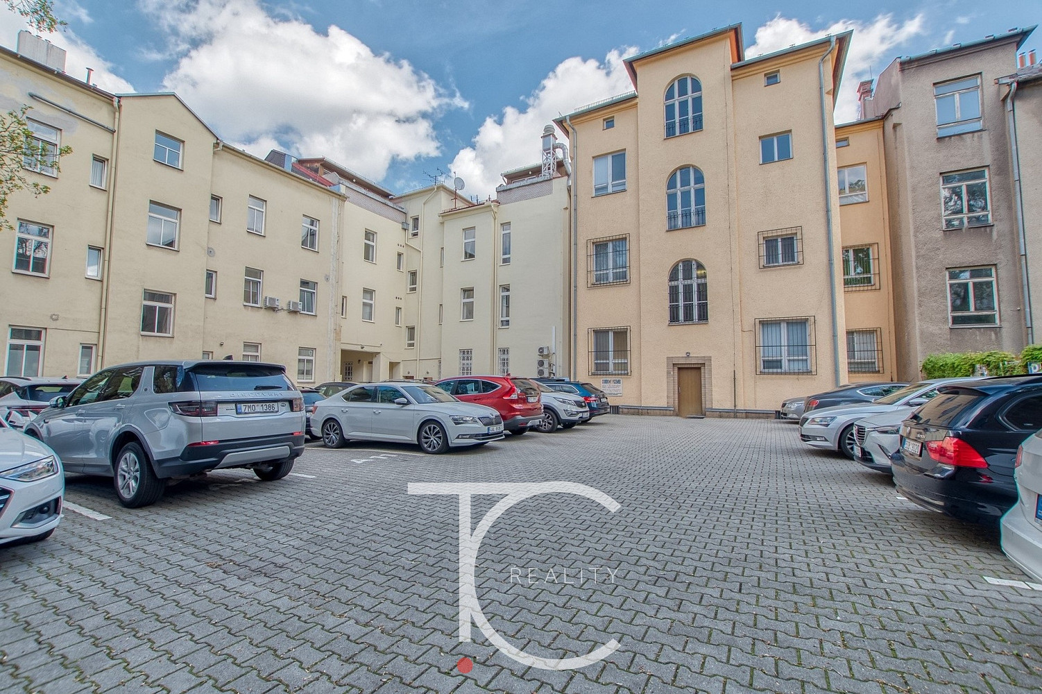 Pronájem kanceláře 9 m² – fotografie 4