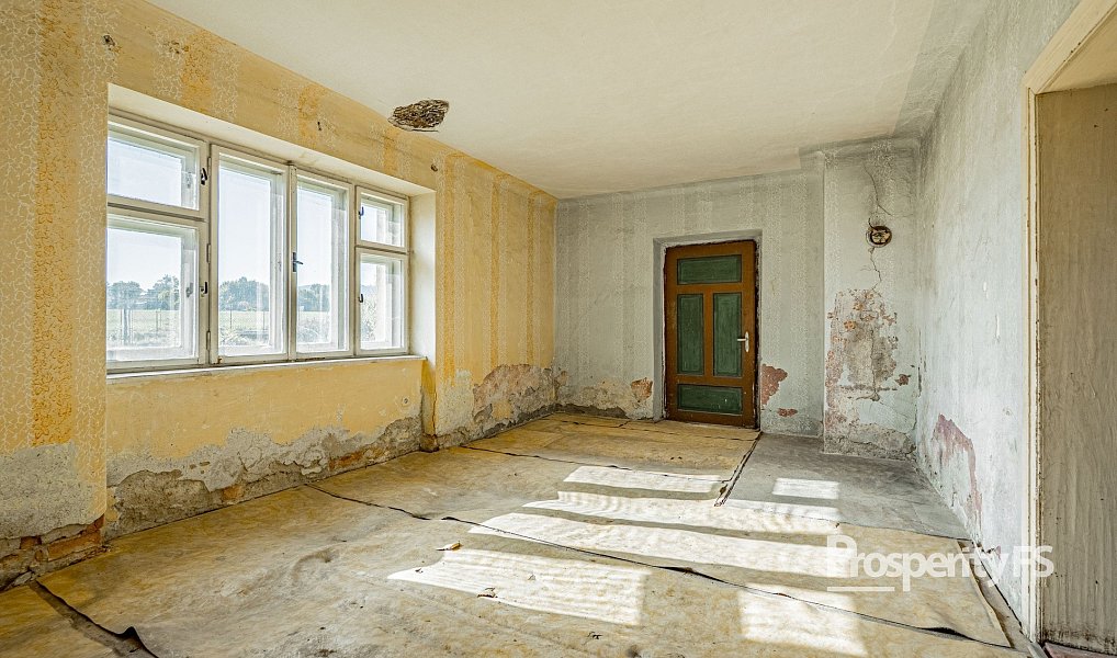 Prodej domu 180 m² s pozemkem 3 422 m², Ropice – náhled fotky 32