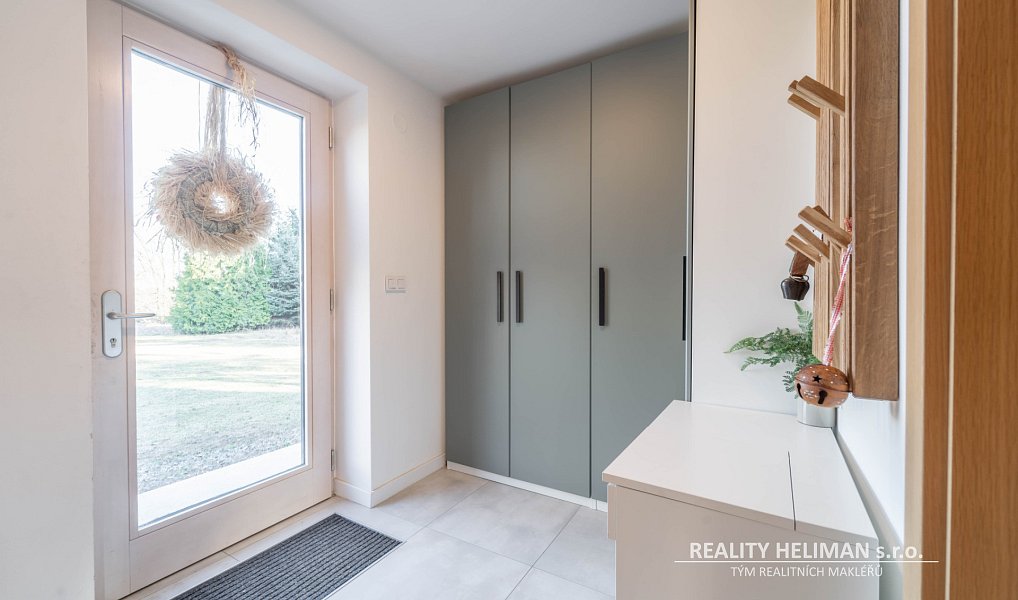 Prodej domu 260 m² s pozemkem 5 558 m², Košice – náhled fotky 19
