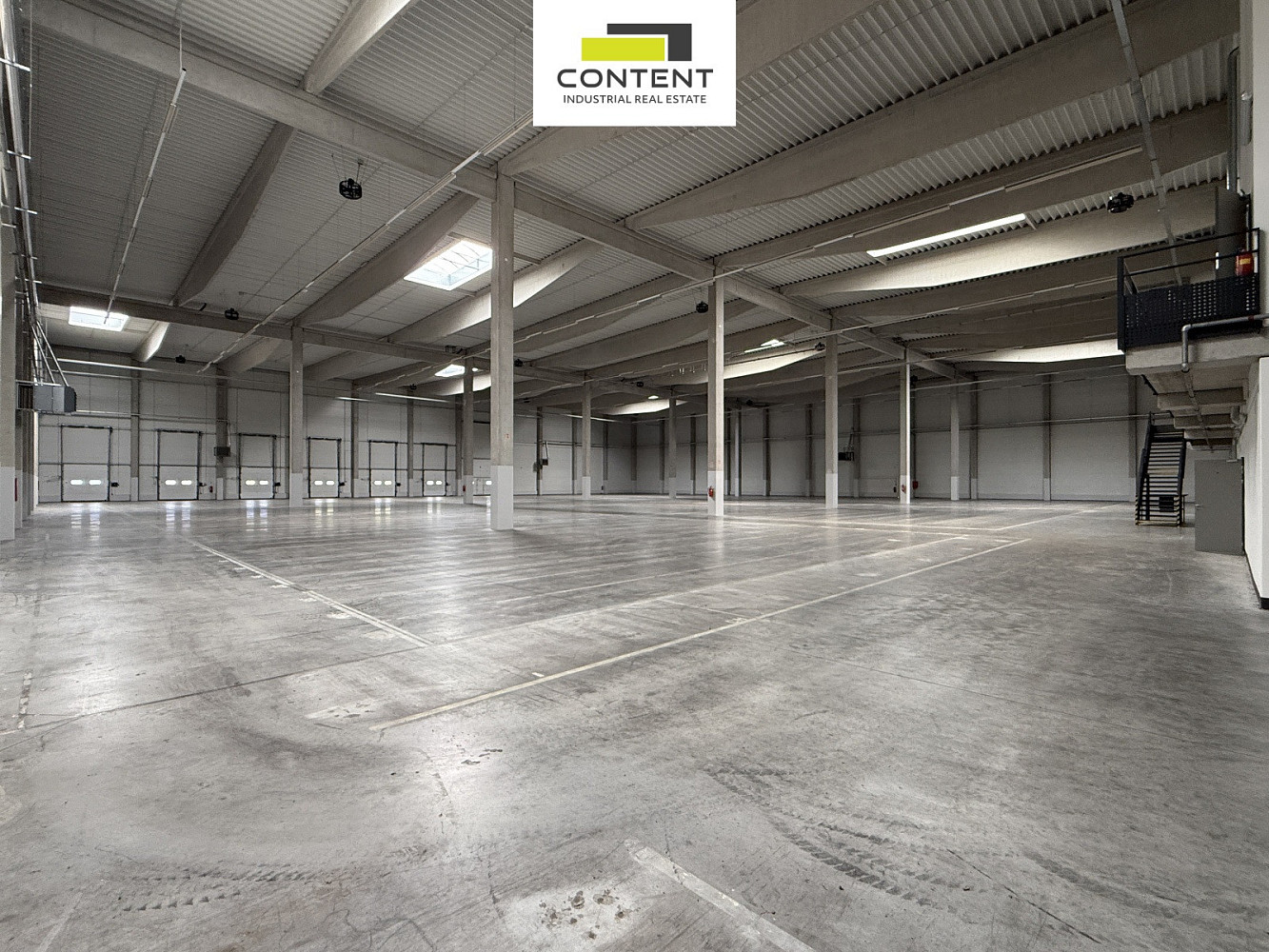 Pronájem skladovacích prostor 5 119 m² – fotografie 2