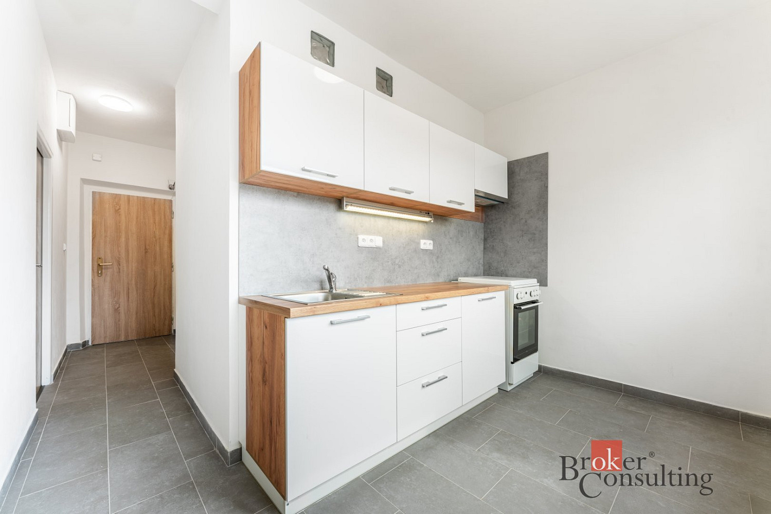Pronájem bytu 2+1 56 m²