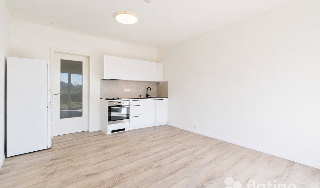Prodej bytu 1+kk 26 m², Praha – náhled fotky 4