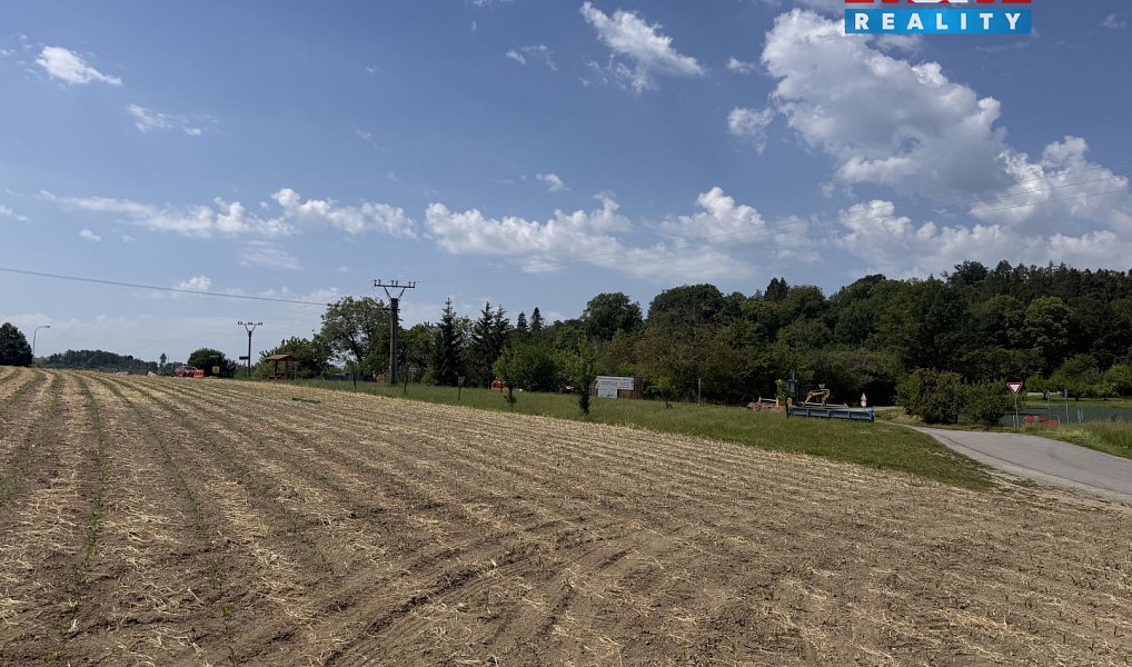 Prodej pole 39 421 m², Lysice – náhled fotky 2
