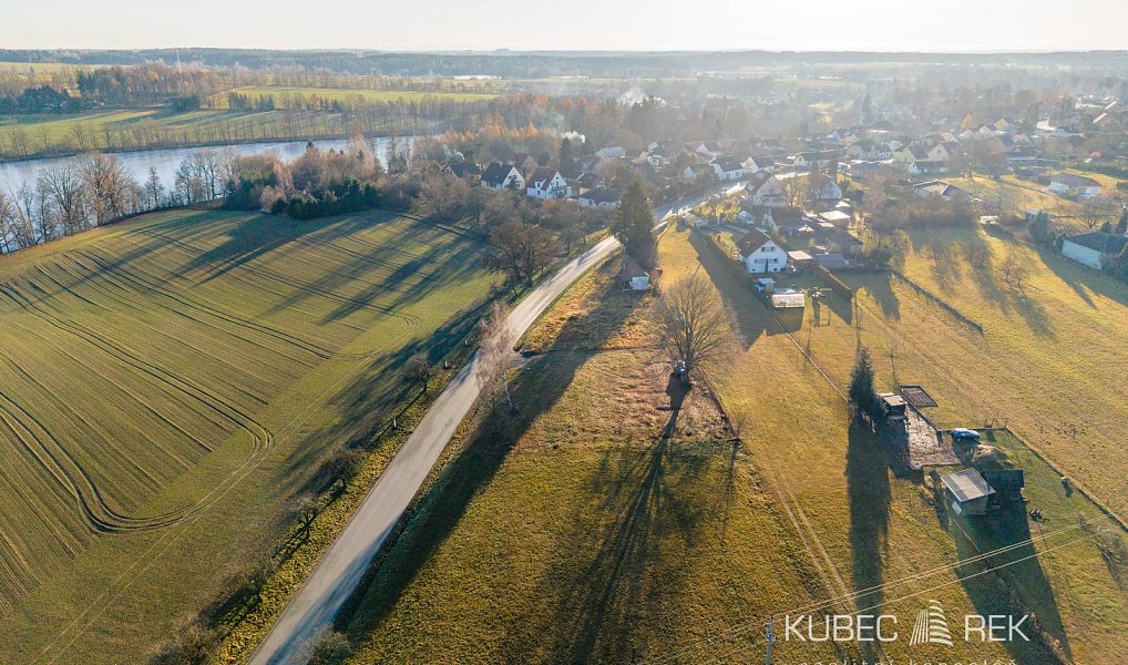 Prodej stavebního pozemku 785 m², Tučapy – náhled fotky 8