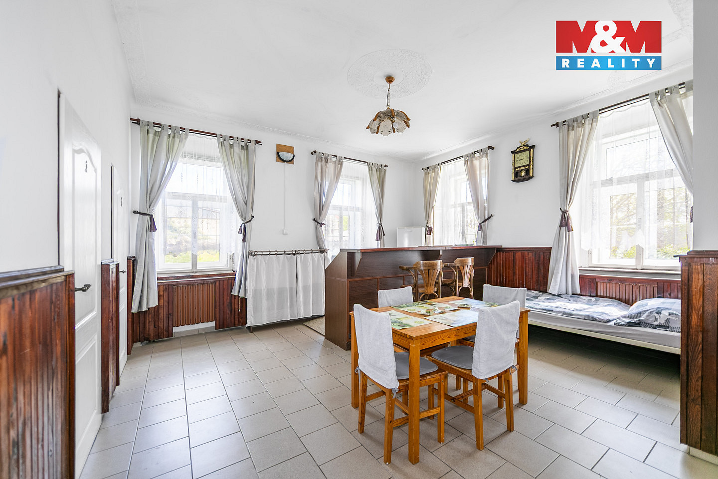 Prodej domu 371 m² s pozemkem 603 m² – fotografie 3