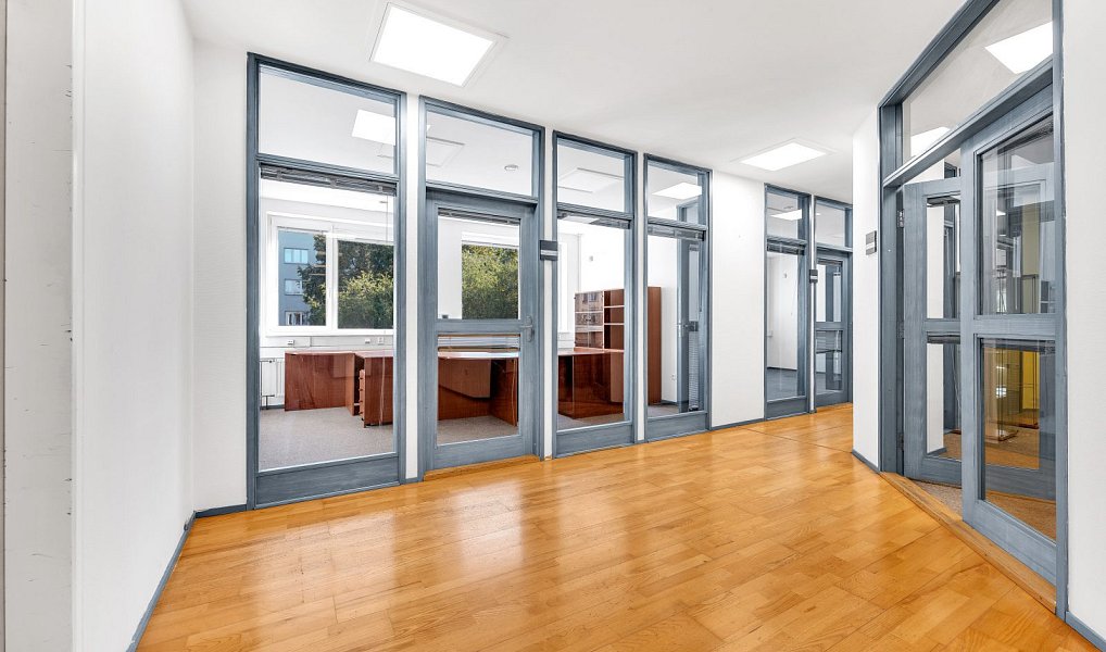 Pronájem kanceláře 330 m², Horoměřice – náhled fotky 9