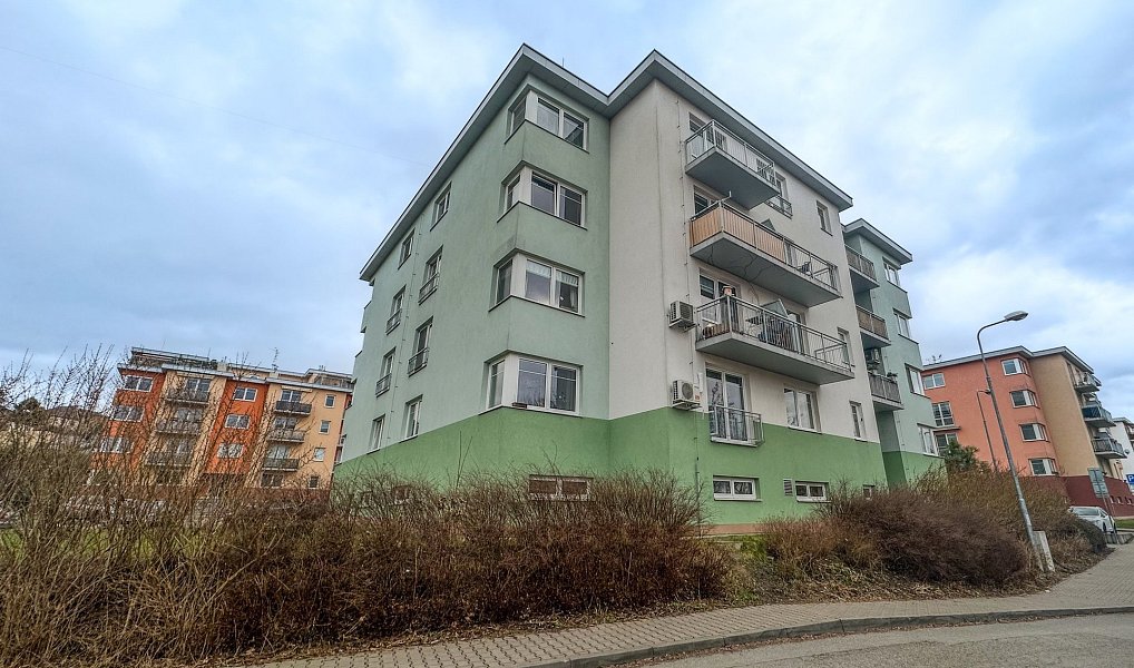 Pronájem bytu 1+kk 32 m², Plzeň – náhled fotky 10