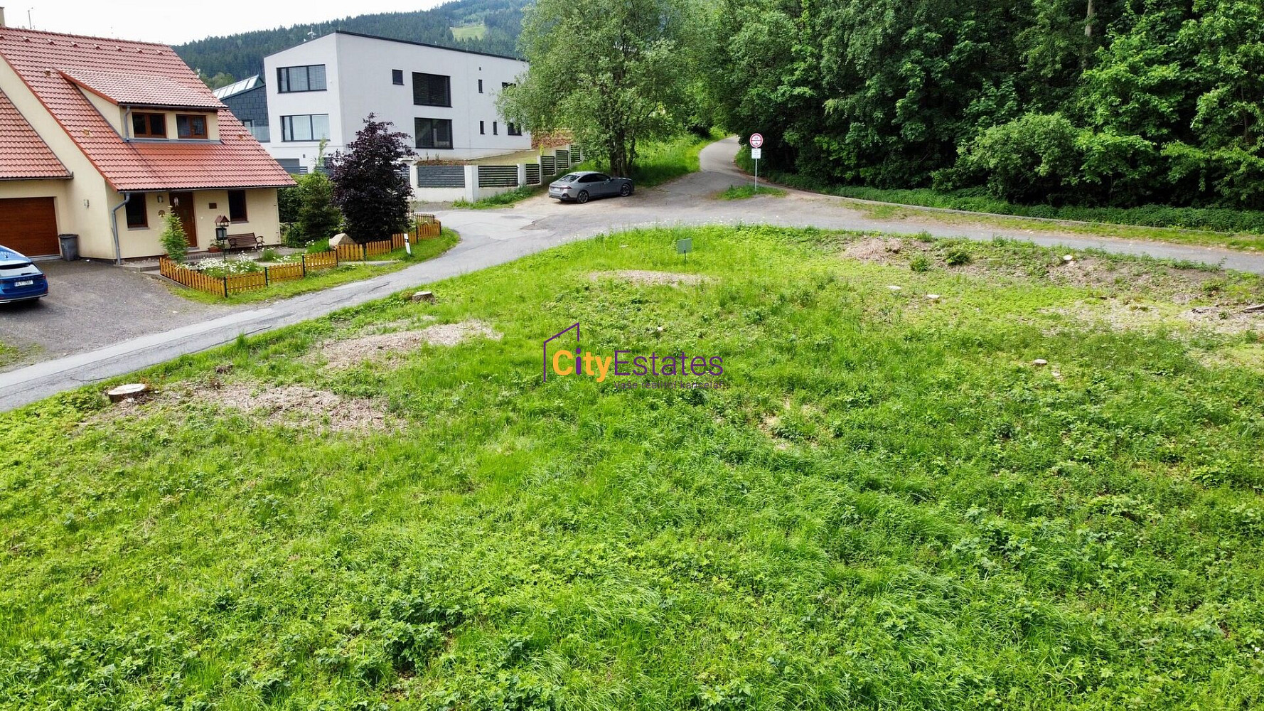 Prodej stavebního pozemku 1 532 m² — photo 3