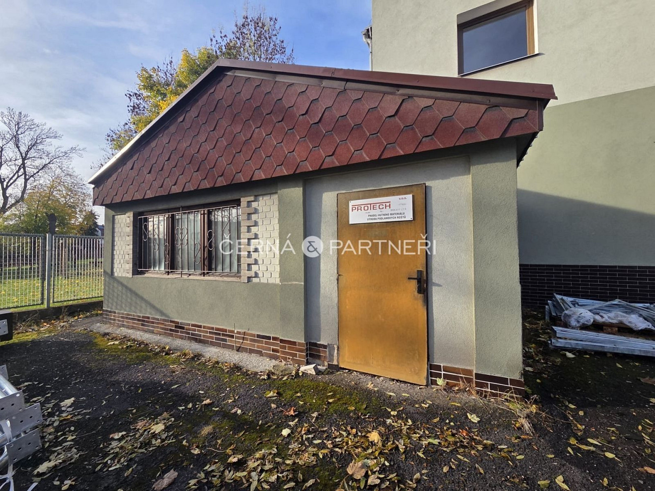 Prodej výrobních prostor 1 500 m²