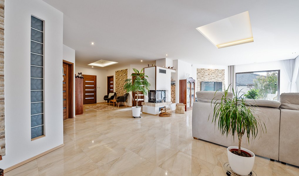 Prodej domu 152 m² s pozemkem 758 m², Klatovy – náhled fotky 11